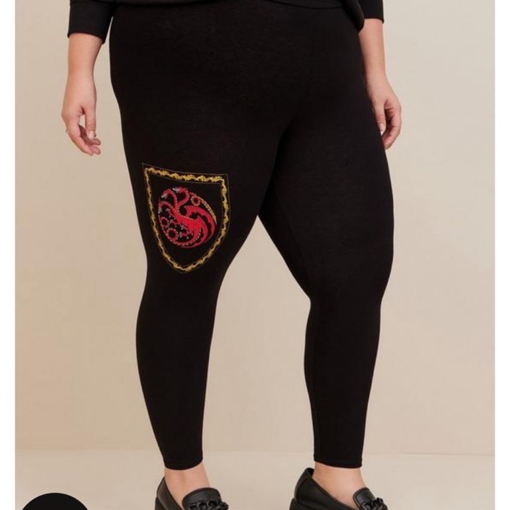 NWT-Torrid/black Game of Thrones House of the Dragon crop leggings size 1X